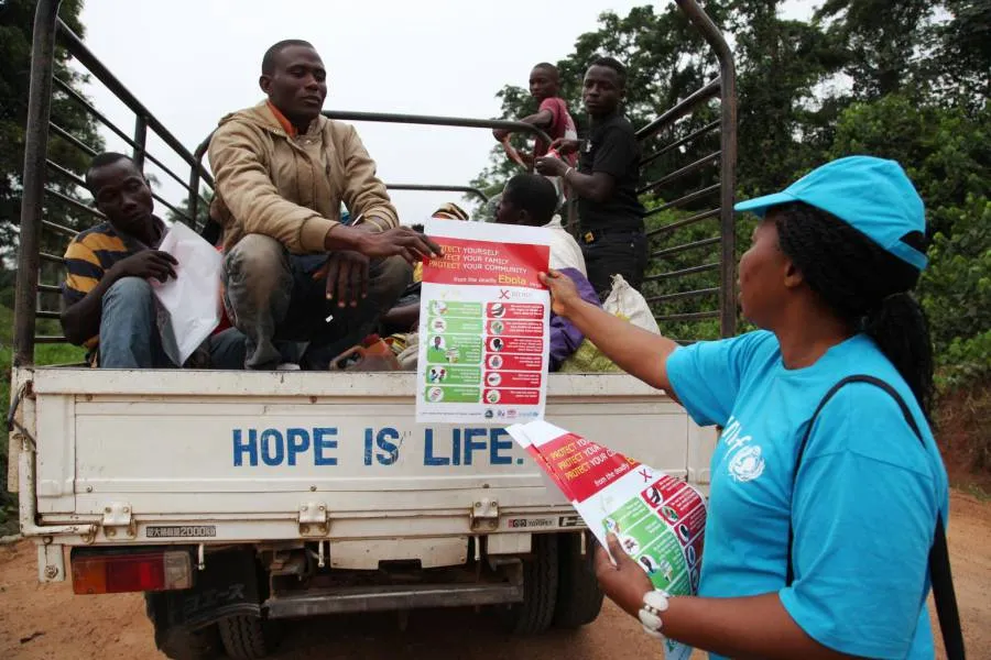 UNICEF: O Έμπολα άφησε ορφανά  16.600 παιδιά