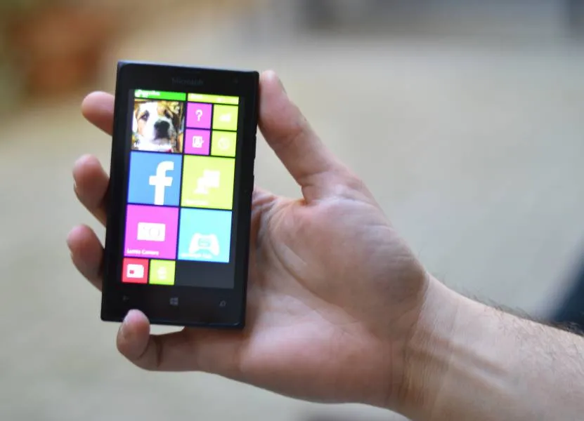 Microsoft Lumia 435: Σας παρουσιάζουμε το πιο προσιτό dual sim smartphone της αγοράς!