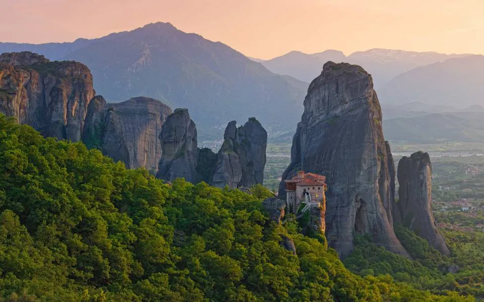 23 πανέμορφα Μοναστήρια σε όλη την Ελλάδα!