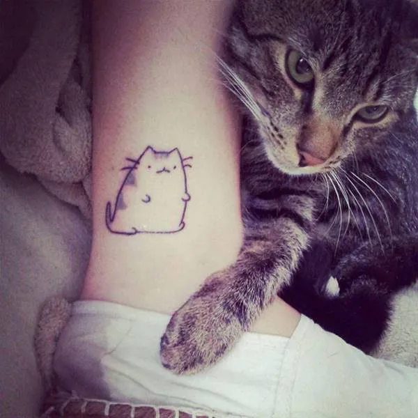 minimalistic-cat-tattoo-191__605