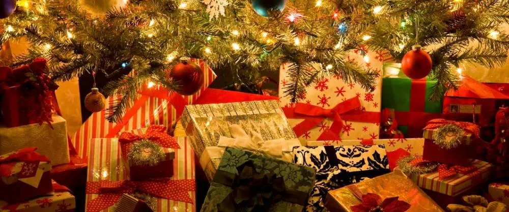 Οικονομικά Χριστουγεννιάτικα δώρα: Αντρικά δώρα με online αγορά!