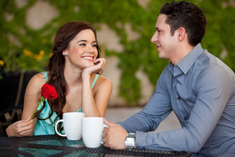 Ποια είναι η καλύτερη ώρα για να βγείτε πρώτο ραντεβού;