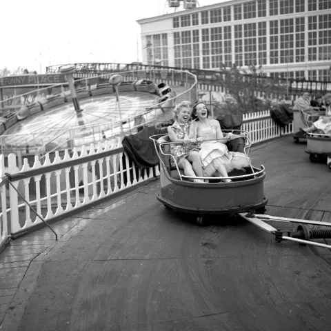 Coney-Island-1953