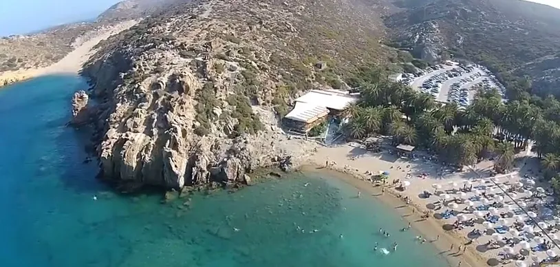 Μοναδική ομορφιά: Το Φοινικόδασος του Βάι στην Κρήτη από ψηλά!