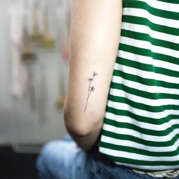 minimalist-tattoo-hongdam-korea-51-57e3a8739daf2__700