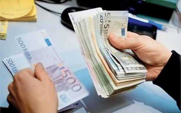 ΚΟΥΠΟΝΙ 100 Ευρώ σε 1.634 μονογονεϊκές οικογένειες