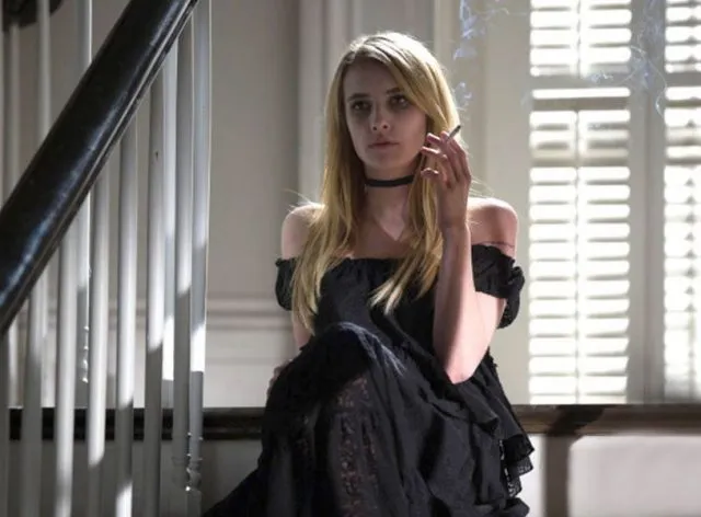 rs_1024x755-151214145610-1024.Emma-Roberts-AHS-Coven-Madison-Montgomery.ms.121415_copy