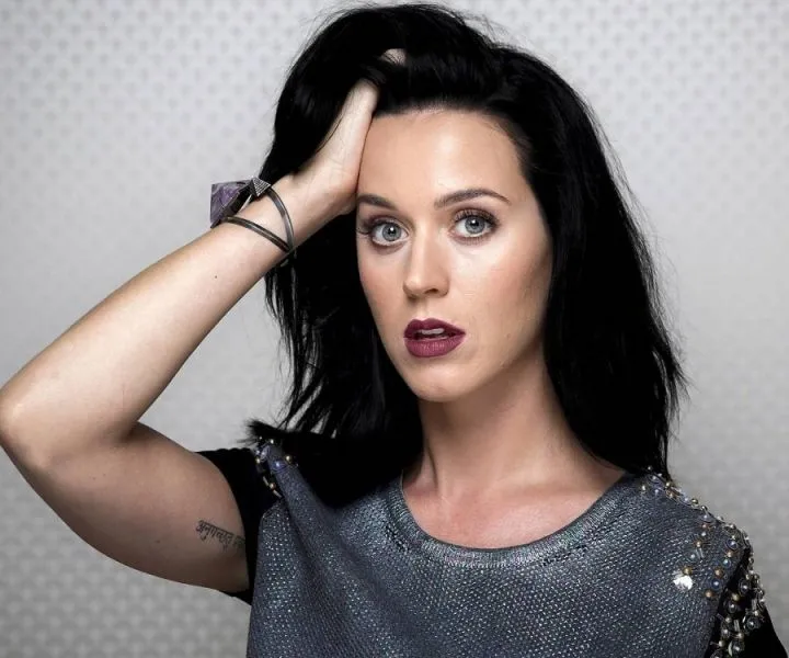 Τέλος τα μακριά μαλλιά για την Katy Perry - Πλέον μόνο αγορίστικα!