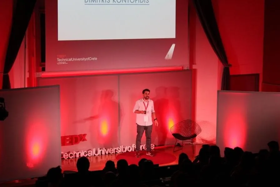 TEDx Technical University of Crete: Νεανική καινοτομία και τόλμη αποκάλυψε  η διαρροή φωτός του 