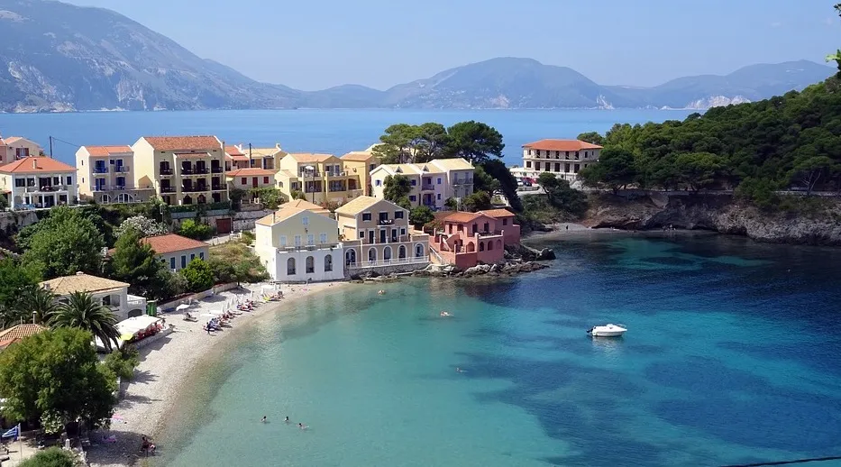 Έρευνα: H Ελλάδα είναι ο πιο δημοφιλής και οικονομικός προορισμός στην Ευρώπη!