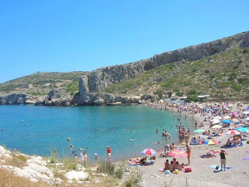Παραλίες κοντά στην Αθήνα: Ποιες είναι ακατάλληλες για κολύμπι - Λίστα
