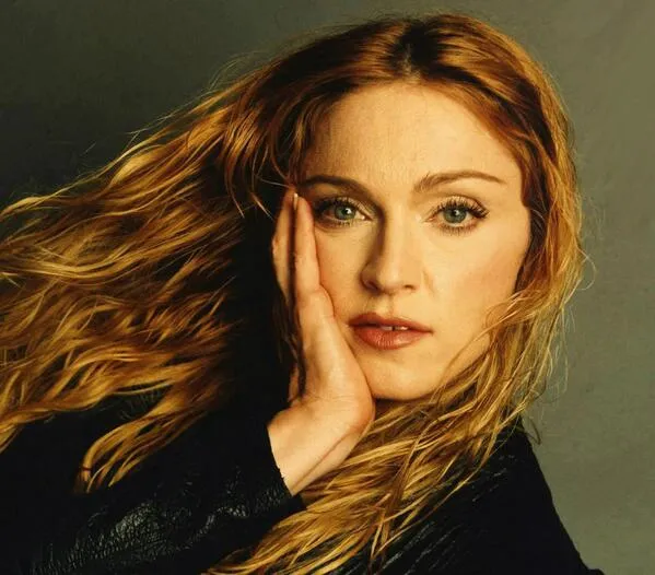 Μόλις μάθαμε ότι η Madonna τα είχε κάποτε με αυτόν τον διάσημο rapper και είμαστε άφωνοι