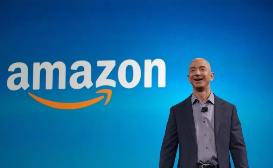 Jeff Bezos: Ποιος είναι ο πλουσιότερος άνθρωπος στον κόσμο;