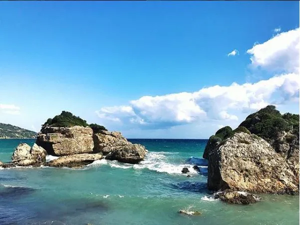 Αυτή η άγνωστη ελληνική παραλία βρέθηκε στην κορυφή του κόσμου!