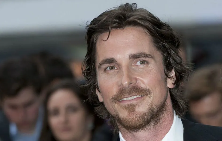 Αυτή τη φορά ο Christian Bale πήγε ΠΟΛΥ μακριά τη μεταμόρφωση για το ρόλο του