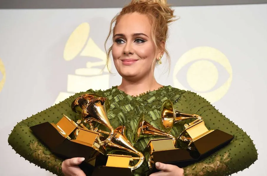 ΑΠΙΣΤΕΥΤΟ κι όμως αληθινό! Η Adele απέρριψε 1.000.000 ευρώ για τον πιο κουλό λόγο!