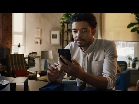 Η Samsung είναι πειραχτήρι και ρίχνει επικό τρολλάρισμα στην Apple στη νέα της διαφήμιση! (video)
