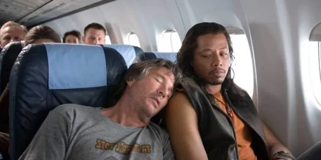 10 tips για να κοιμηθείς στο αεροπλάνο σαν επαγγελματίας!