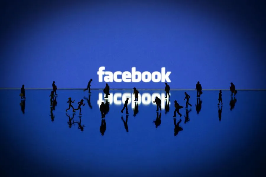 Facebook: Βγήκε στη δημοσιότητα κατάλογος με τα είδη αναρτήσεων που επιτρέπονται στους χρήστες