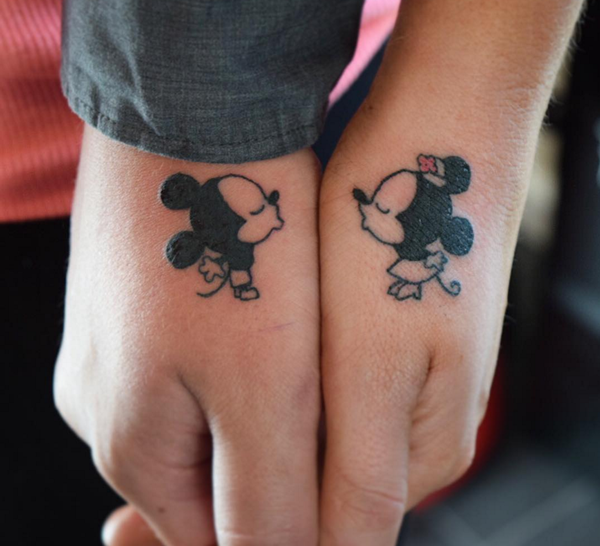 15 ιδέες για τατουάζ που μπορείς να κάνεις με τον σύντροφο σου!