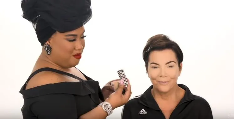 Αν νόμιζες πως τα έχεις «δει» όλα έκανες λάθος! Η Kris Jenner έβγαλε makeup tutorial! (video)