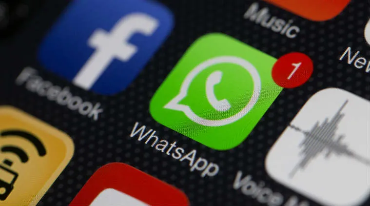 Μας κρυφακούει το WhatsApp; Η απάντηση της εταιρείας