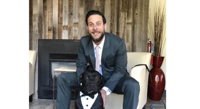 Έκανε το σκύλο του... κουμπάρο στο γάμο γιατί είναι ο καλύτερος φίλος του! (photos)