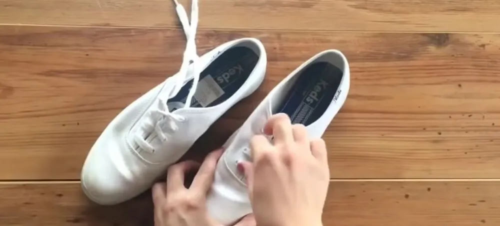 Εύκολα DIY hacks για να μεταμορφώσεις τα παλιά παπούτσια σου!