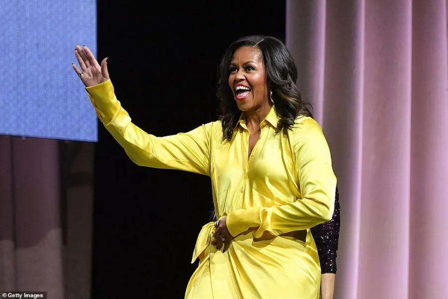 Αυτή την εμφάνιση της Michelle Obama δεν την περίμενες με ΤΙΠΟΤΑ!