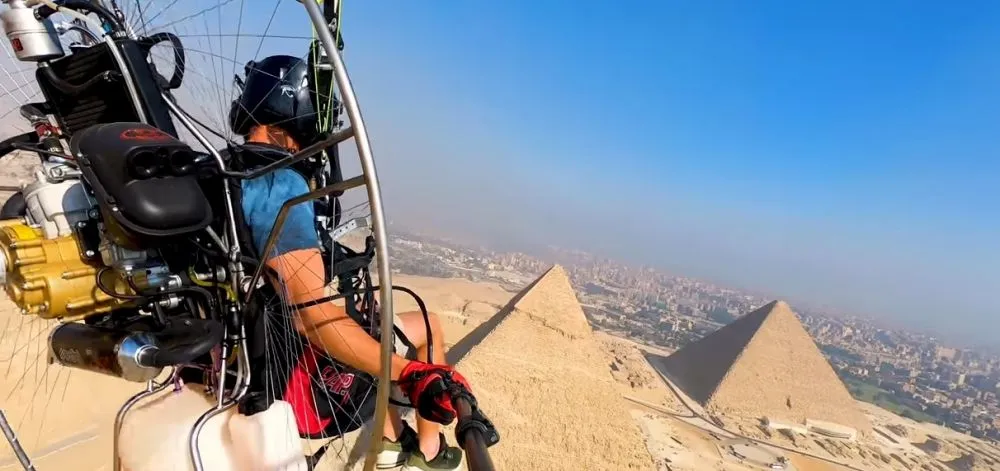 Πέταξε πάνω από τις πυραμίδες και οι εικόνες είναι εντυπωσιακές!