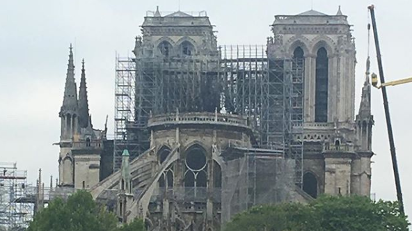 Παναγία των Παρισίων: Οι συγκλονιστικές εικόνες μετά την καταστροφή!