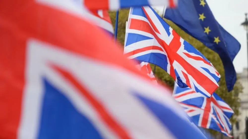 Brexit: Μία νέα τροπολογία απαγορεύει την έξοδο της Βρετανίας από την Ε.Ε. χωρίς συμφωνία!