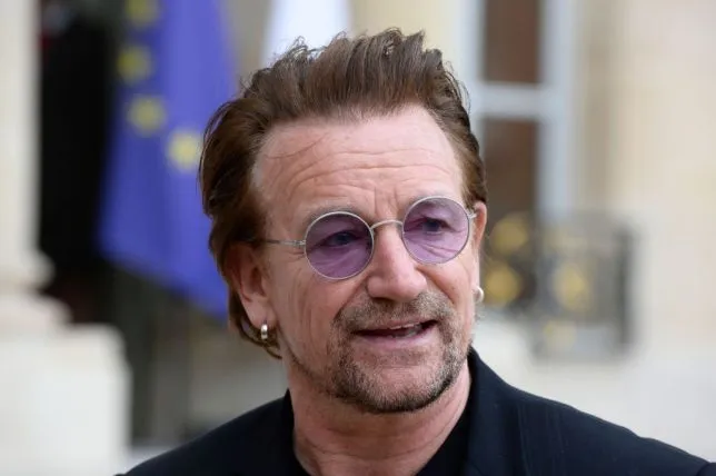 Ο Bono συνεργάζεται με street art καλλιτέχνες για μία εκστρατεία για το AIDS
