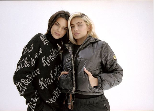 Kendal & Kylie Jenner: Η απάντηση στις κατηγορίες για απλήρωτους εργάτες στα εργοστάσια ρούχων τους