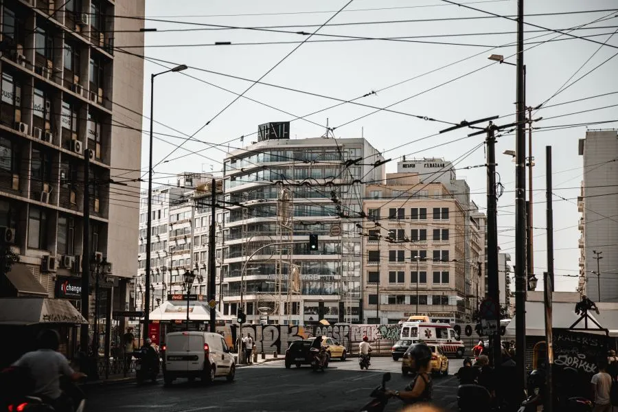 Κορωνοϊός - ΜΜΜ: Λεωφορεία των ΚΤΕΛ στους δρόμους της Αθήνας με σκοπό την αποσυμφόρηση
