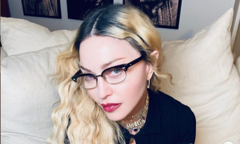 Madonna: Η τραγουδίστρια ετοιμάζει ταινία που αφηγείται τη ζωή της