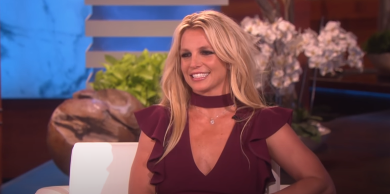 Η Britney Spears πούλησε την έπαυλή της στο Καλαμπάσας