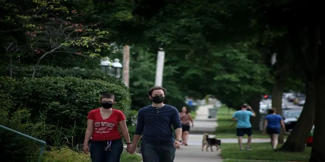 Κορωνοϊός: Νέα έρευνα δείχνει ποιες μάσκες προστατεύουν περισσότερο - Τι ισχύει για τη χρήση διπλής μάσκας