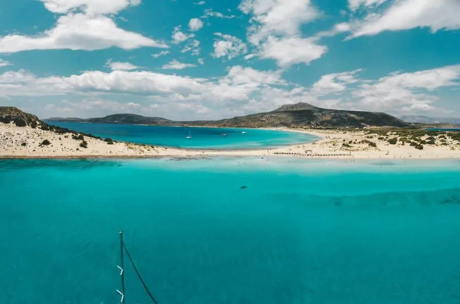 Γαλάζιες Σημαίες 2021: Στη 2η θέση παγκοσμίως η Ελλάδα - Οι 545 βραβευμένες παραλίες