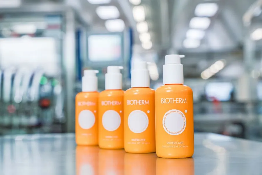 L'Oréal: Το πρώτο μπουκάλι καλλυντικών κατασκευασμένο από ανακυκλωμένο πλαστικό τεχνολογίας Carbios