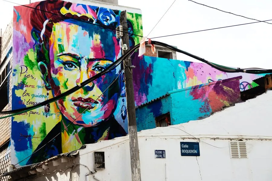 Φρίντα Κάλο: 114 χρόνια από τη γέννηση της μεγάλης ζωγράφου