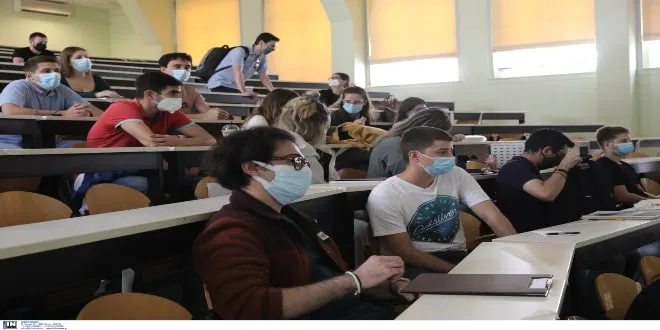 Πανεπιστήμια: Τι ισχύει για μάσκες, πιστοποιητικά και rapid tests