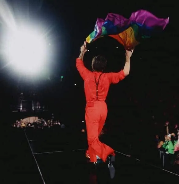 Harry Styles: Για άλλη μία φορά στο πλευρό της LGBTQ+ κοινότητας
