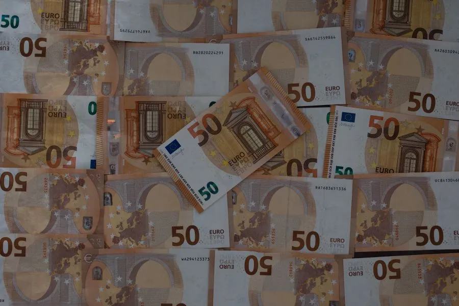 Επίδομα 720 ευρώ τον χρόνο από τον ΟΑΕΔ - Ποιοι το δικαιούνται