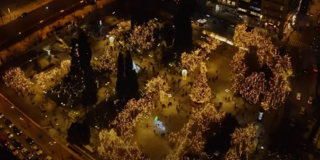 Χριστούγεννα 2021: Μοναδικές εικόνες από τη στολισμένη Αθήνα (ΒΙΝΤΕΟ)