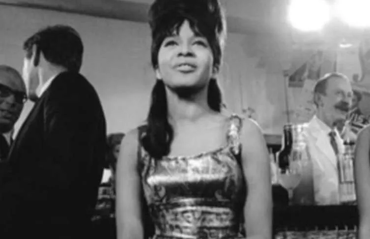 Ronnie Spector: Πέθανε η τραγουδίστρια των Ronettes