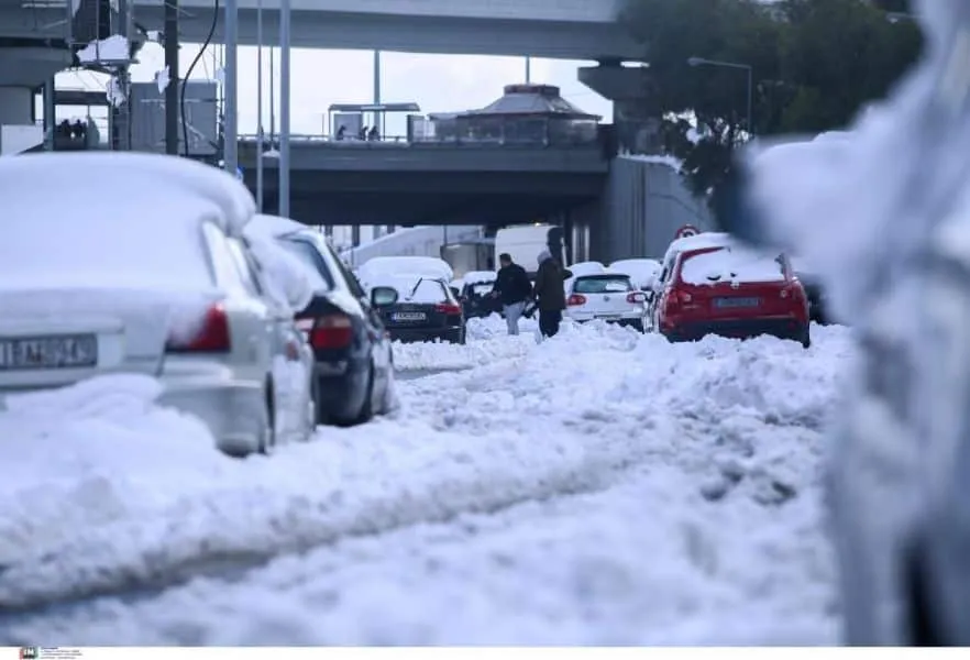 Αττική Οδός: Πρόστιμο 2 εκατομμυρίων ευρώ για το χάος με τον εγκλωβισμό οδηγών στα χιόνια