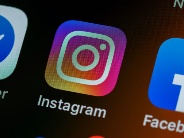 WSJ: Το Instagram φέρνει σε επαφή παιδόφιλους με εμπόρους παιδικής πορνογραφίας