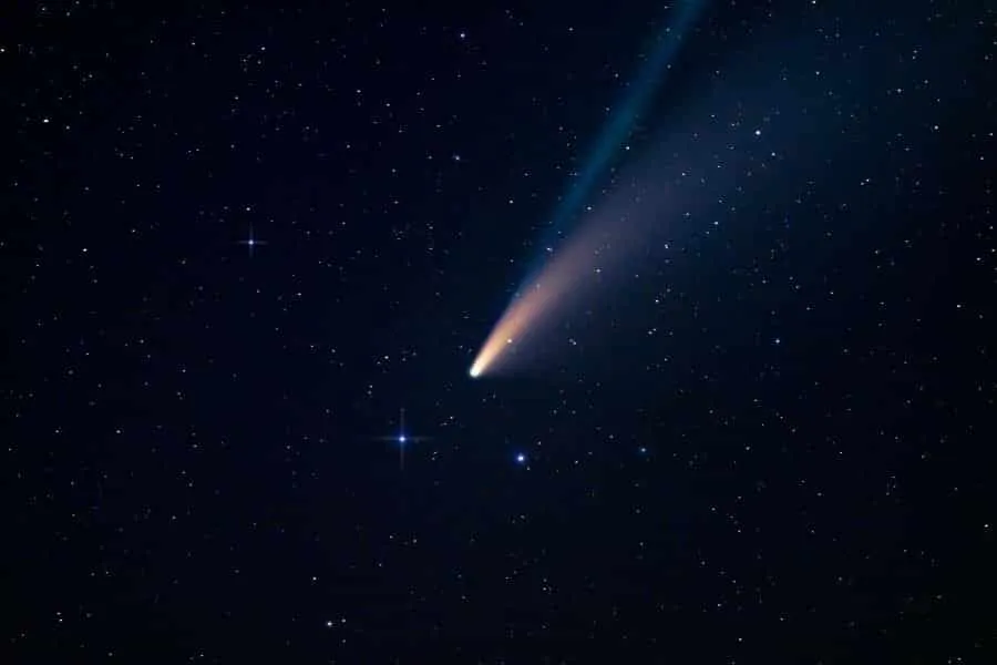 NASA: Το τηλεσκόπιο Hubble εντόπισε τον μεγαλύτερο κομήτη που έχει βρεθεί ποτέ