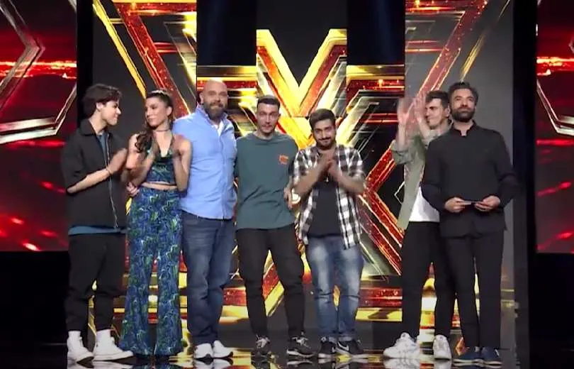 X Factor - Chair Challenge: «Έκλεισε» η ομάδα του Μιχάλη Κουϊνέλη για τα live